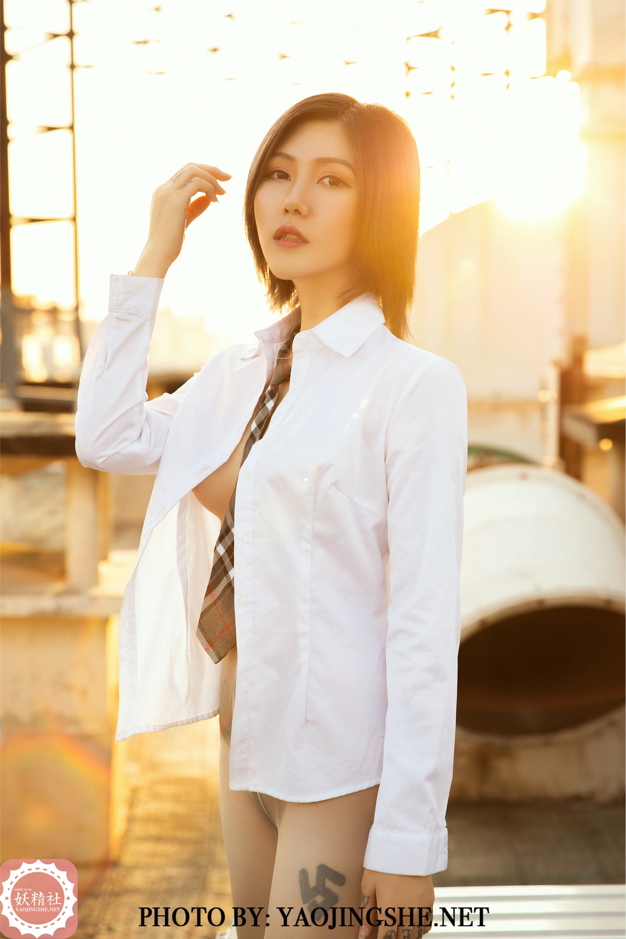 妖精社  2020.01.15 V2003 菊花 《谁困住了我的菊花》